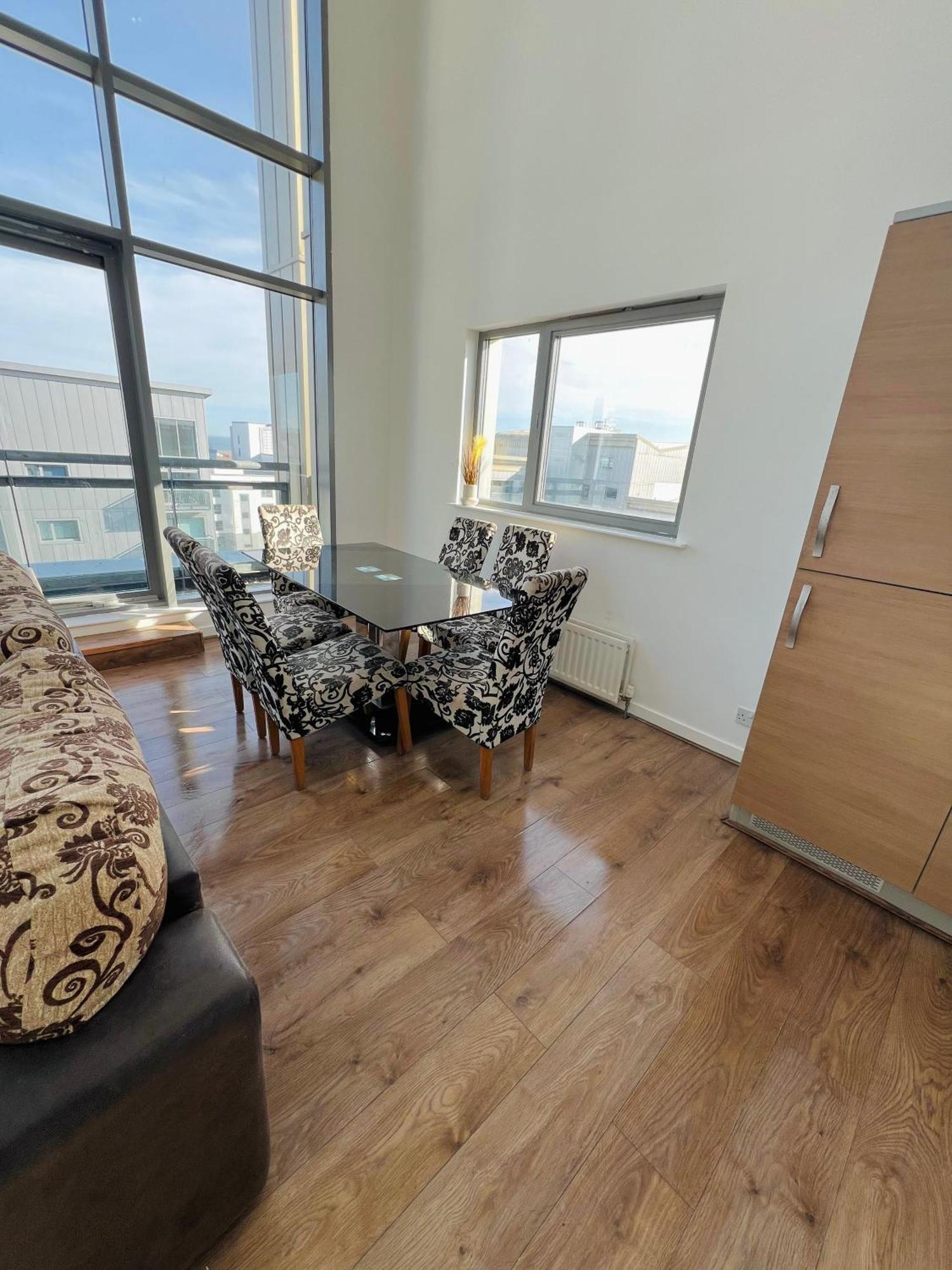 Britannia Apartments เอดินบะระ ภายนอก รูปภาพ