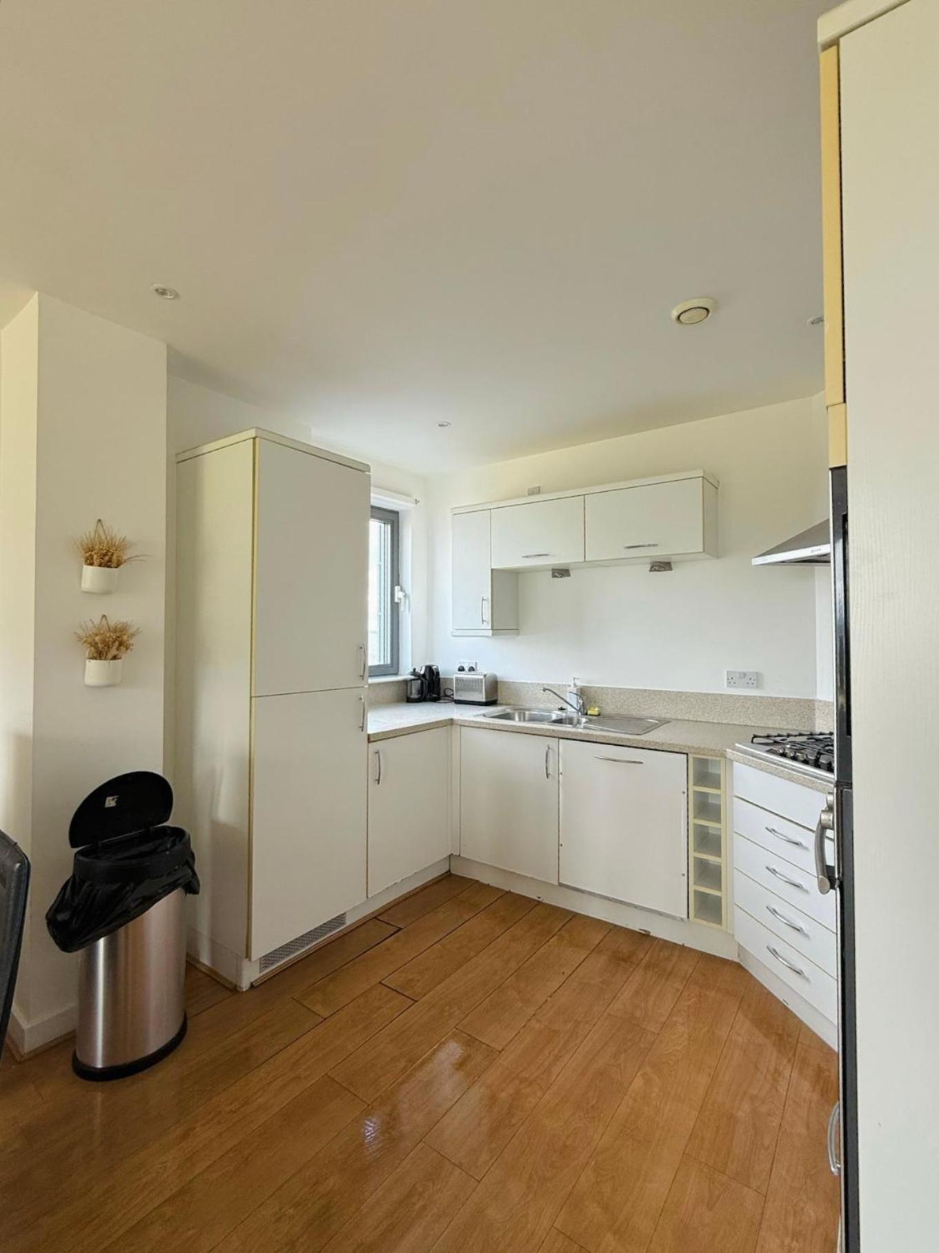 Britannia Apartments เอดินบะระ ภายนอก รูปภาพ